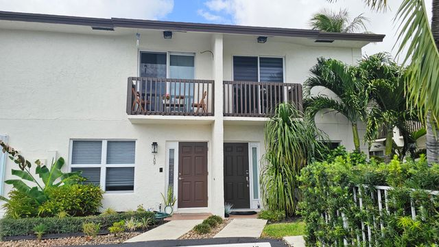 1917 NE 3rd Street 109, Deerfield Beach, FL 33441