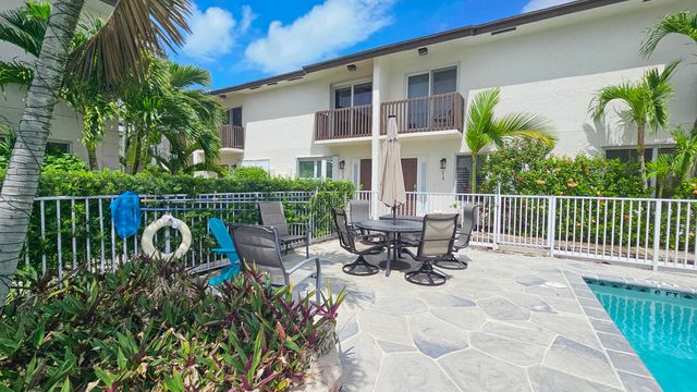 1917 NE 3rd Street 109, Deerfield Beach, FL 33441