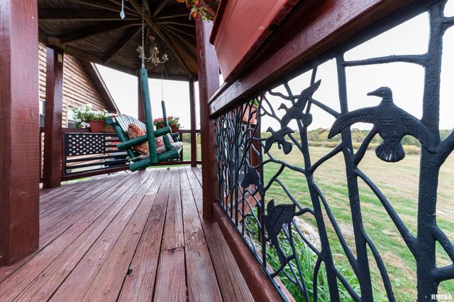 1066 County Road 1150 N Road, Henry, IL 61537