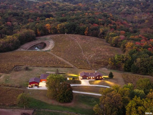 1066 County Road 1150 N Road, Henry, IL 61537