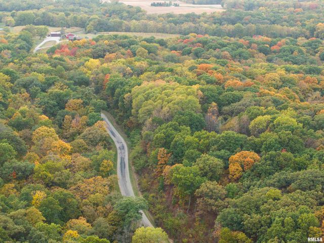 1066 County Road 1150 N Road, Henry, IL 61537