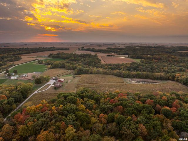 1066 County Road 1150 N Road, Henry, IL 61537