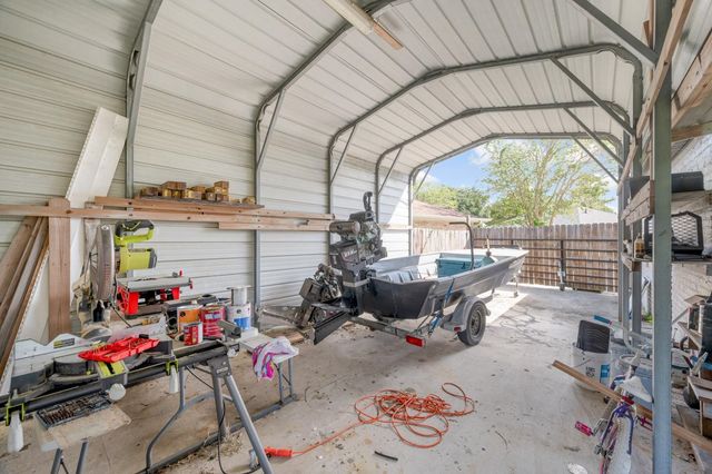 204 Midland Dr, Houma, LA 70360