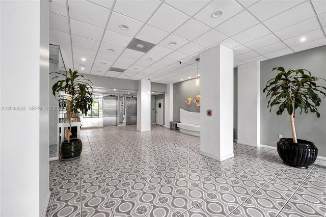 1020 Meridian Ave 715, Miami Beach, FL 33139