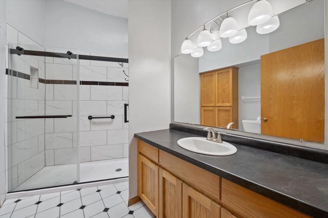 15661 W Ridge ROAD, New Berlin, WI 53151