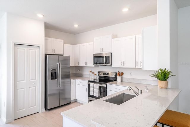 5095 CAPRI HARBOR DRIVE, Wimauma, FL 33598