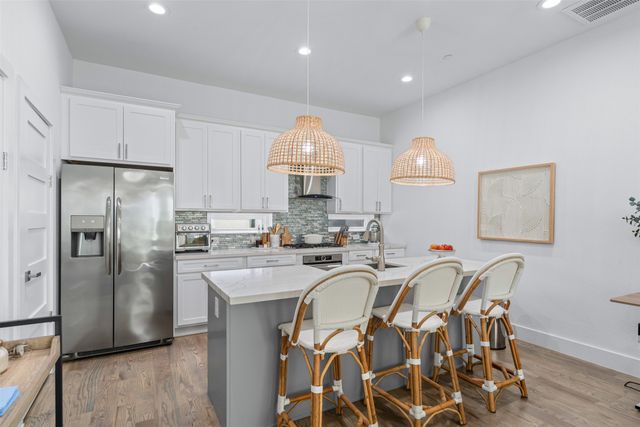 2450 N Garrett Avenue 10, Dallas, TX 75206
