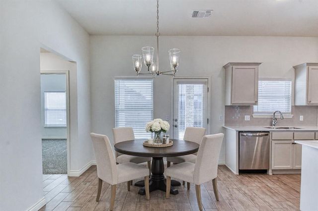 622 Red Cedar Way, Norman, OK 73069