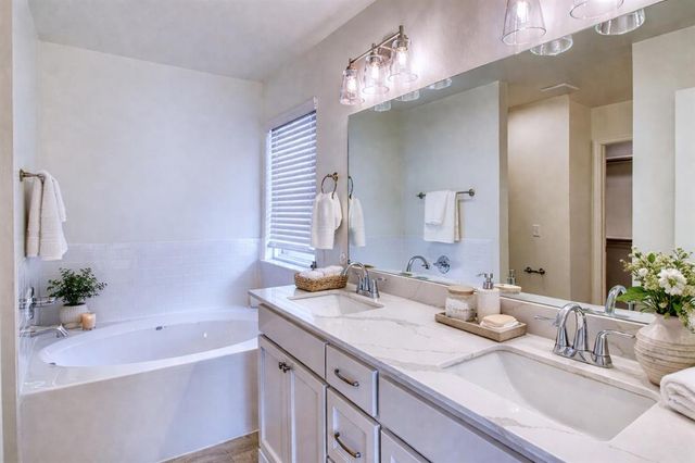 622 Red Cedar Way, Norman, OK 73069