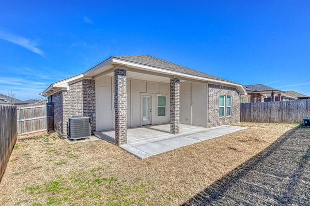 622 Red Cedar Way, Norman, OK 73069
