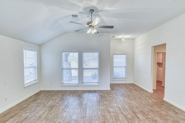 622 Red Cedar Way, Norman, OK 73069