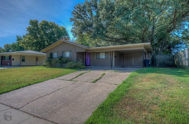 2608 Douglas Drive, Bossier City, LA 71111