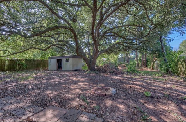 2608 Douglas Drive, Bossier City, LA 71111