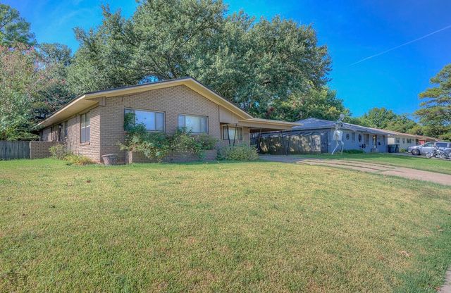 2608 Douglas Drive, Bossier City, LA 71111