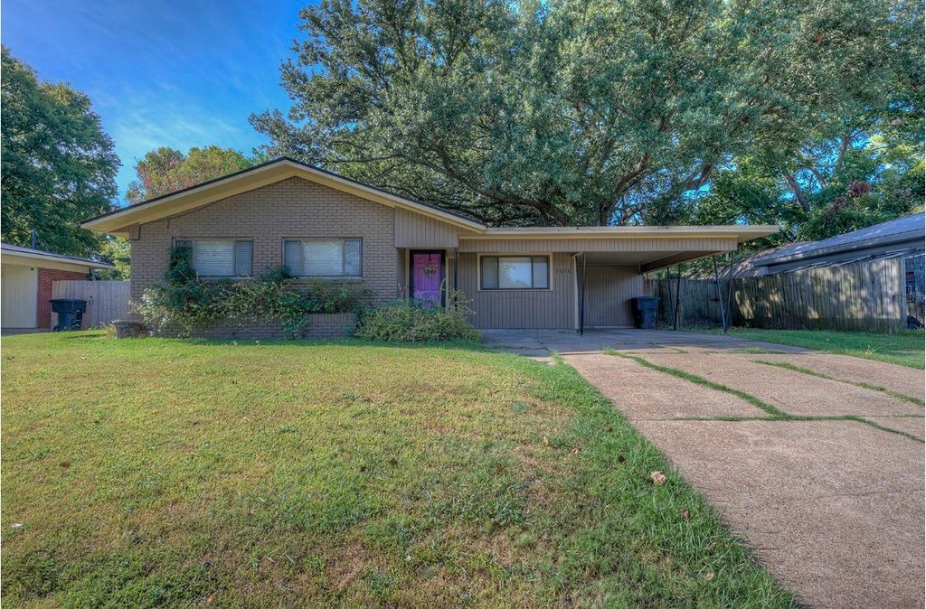2608 Douglas Drive, Bossier City, LA 71111