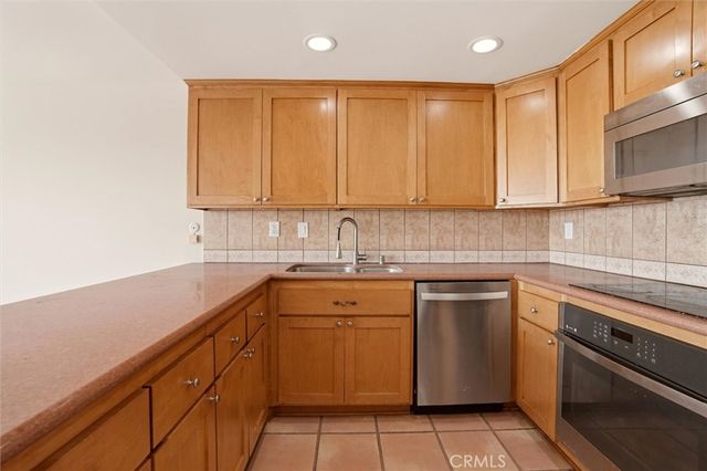 2910 S Peck Avenue 11, San Pedro, CA 90731