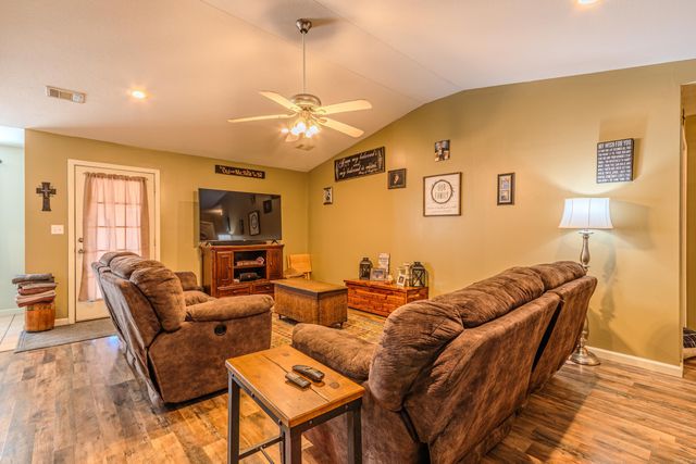 1236 N Highway 135, Paragould, AR 72450