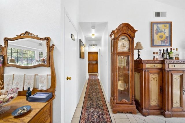 2216 Ellery Avenue, Clovis, CA 93611