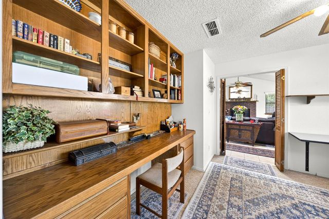 2216 Ellery Avenue, Clovis, CA 93611