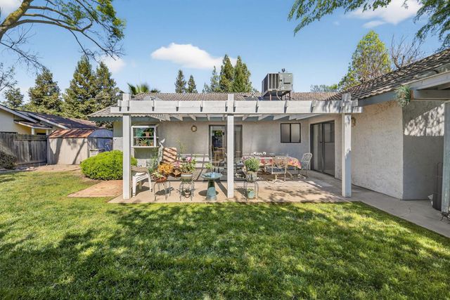 2216 Ellery Avenue, Clovis, CA 93611