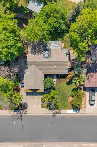 2216 Ellery Avenue, Clovis, CA 93611