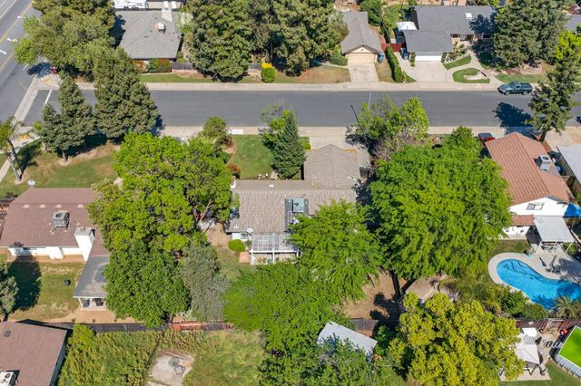 2216 Ellery Avenue, Clovis, CA 93611