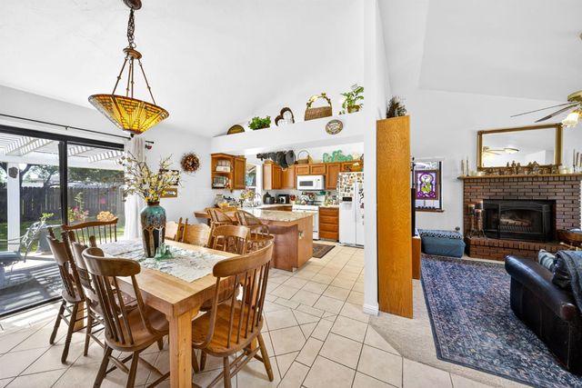 2216 Ellery Avenue, Clovis, CA 93611