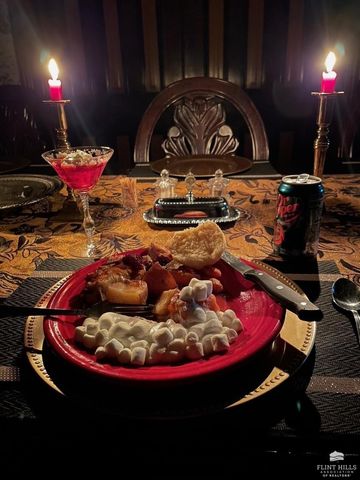 106 N Vine, Abilene, KS 67410