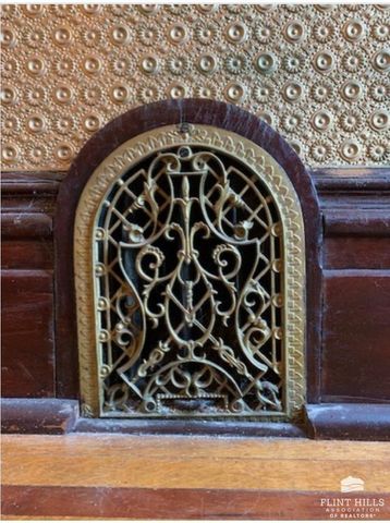 106 N Vine, Abilene, KS 67410