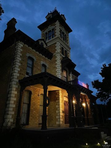 106 N Vine, Abilene, KS 67410