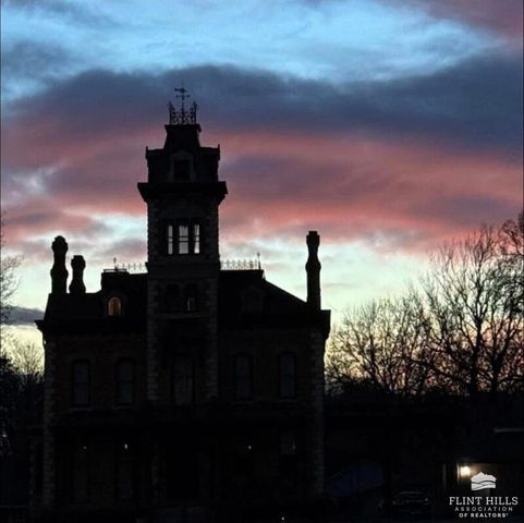 106 N Vine, Abilene, KS 67410