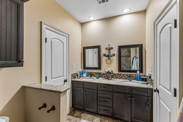 10111 Signal Hill RD, Austin, TX 78737