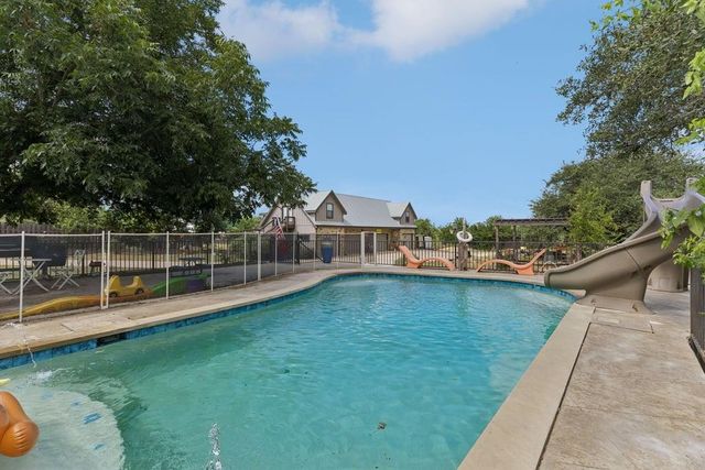 10111 Signal Hill RD, Austin, TX 78737