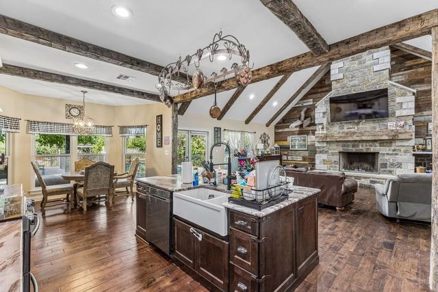 10111 Signal Hill RD, Austin, TX 78737