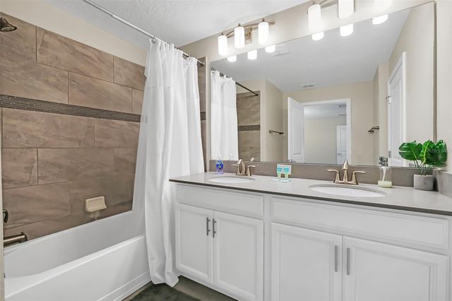 1571 PLUNKER DRIVE, Davenport, FL 33896
