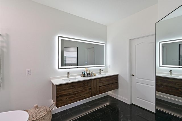 2811 130TH AVENUE E, Parrish, FL 34219