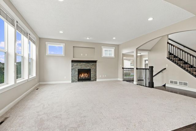 19317 Hilldale Avenue, Lakeville, MN 55044