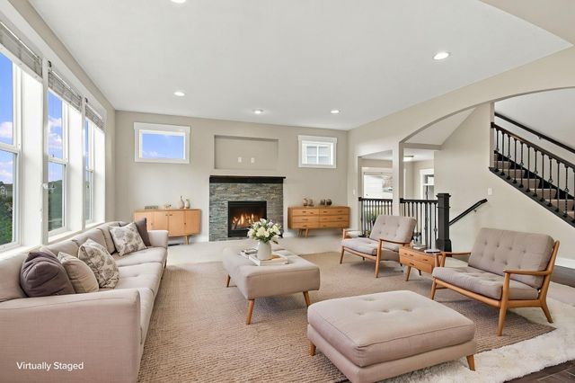 19317 Hilldale Avenue, Lakeville, MN 55044