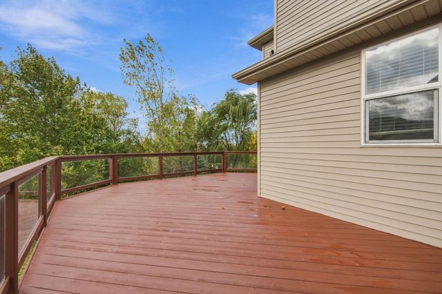 19317 Hilldale Avenue, Lakeville, MN 55044