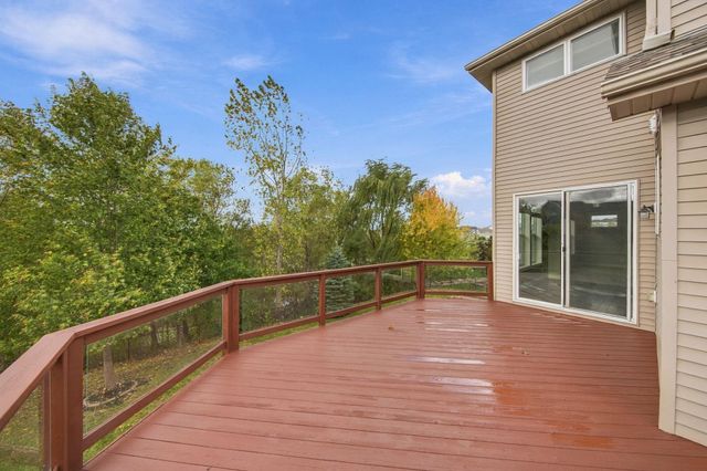19317 Hilldale Avenue, Lakeville, MN 55044