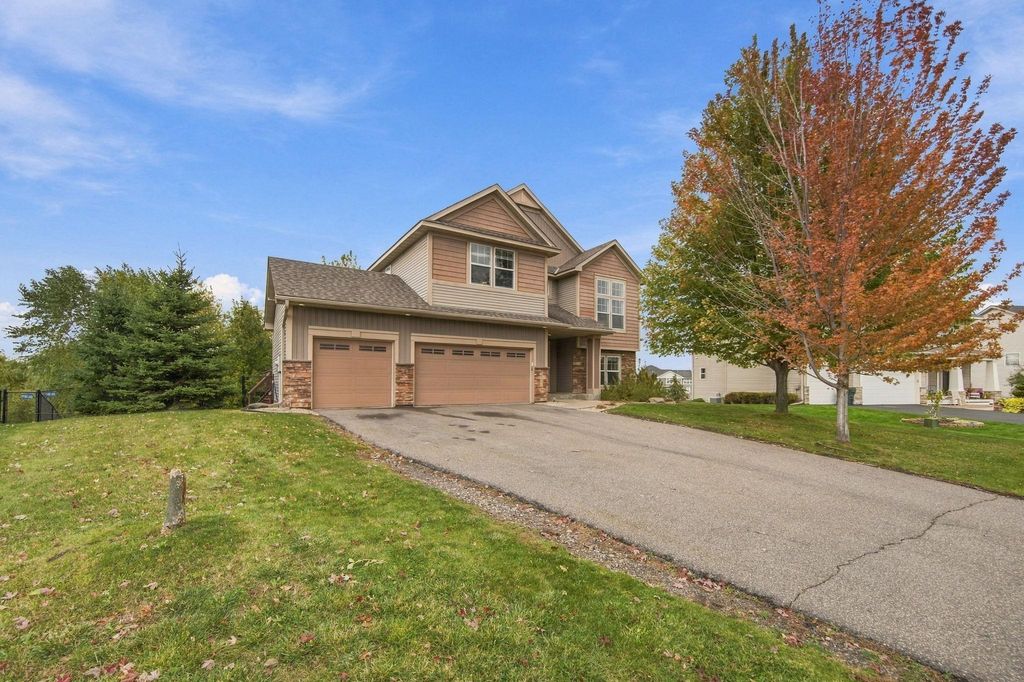 19317 Hilldale Avenue, Lakeville, MN 55044 — exterior