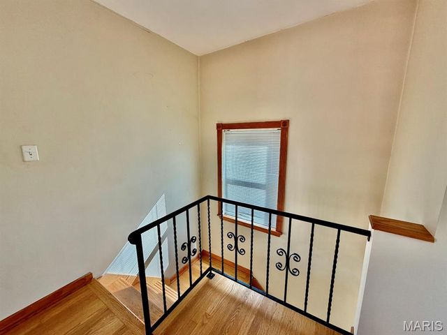 5477 Loughborough Avenue, St Louis, MO 63109