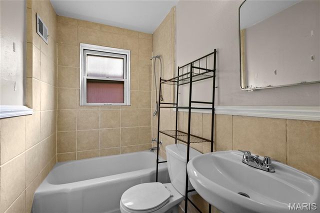 5477 Loughborough Avenue, St Louis, MO 63109