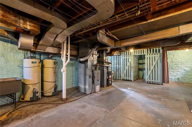 5477 Loughborough Avenue, St Louis, MO 63109