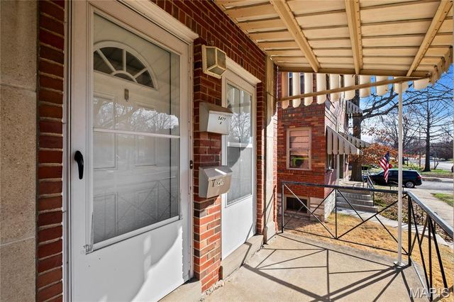 5477 Loughborough Avenue, St Louis, MO 63109