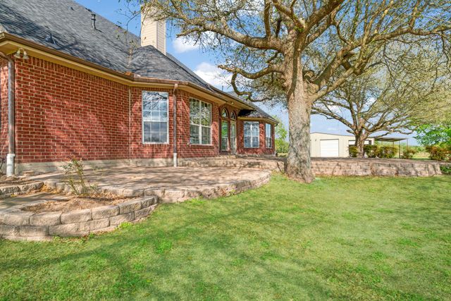 5804 Old Clarksville Road, Reno, TX 75416