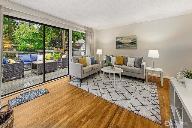 14805 Linden Avenue N, Shoreline, WA 98133