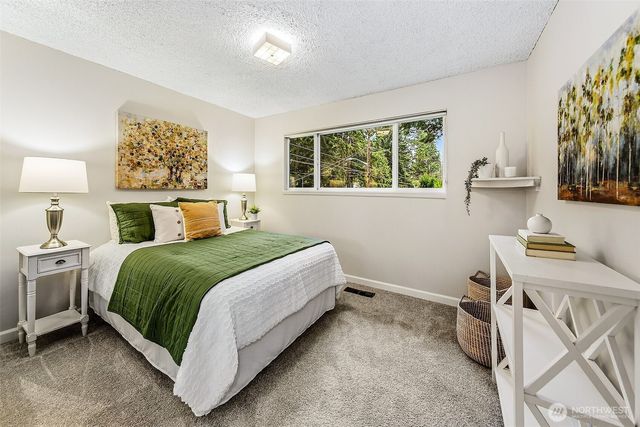 14805 Linden Avenue N, Shoreline, WA 98133