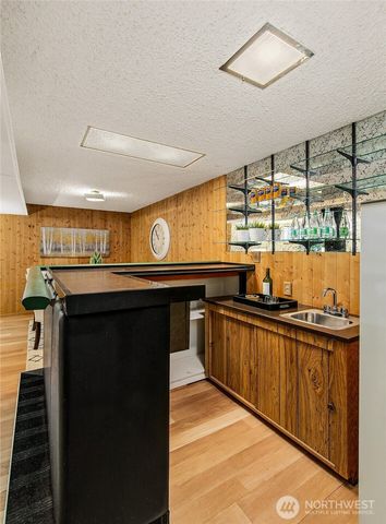 14805 Linden Avenue N, Shoreline, WA 98133