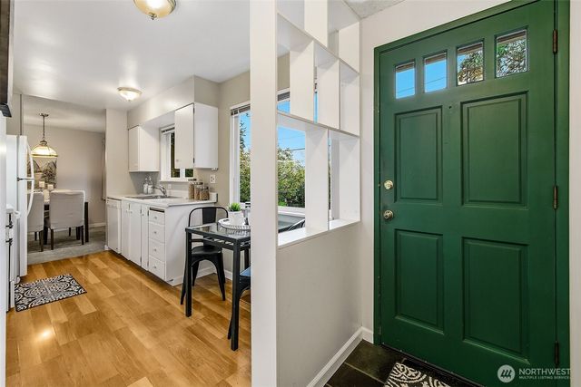 14805 Linden Avenue N, Shoreline, WA 98133